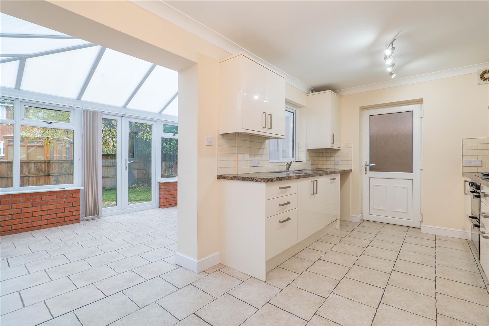 3 bed property in Bracken Close, Chorley